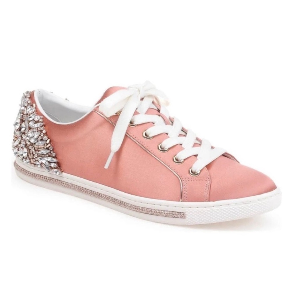 💎 Badgley Mischka “Shirley” Rose Gold Rhinestone Embellished Sneakers 💎
